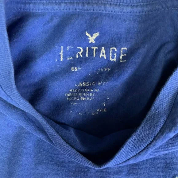 - American Eagle Short Sleeve Tshirt - Picture 2 of 3